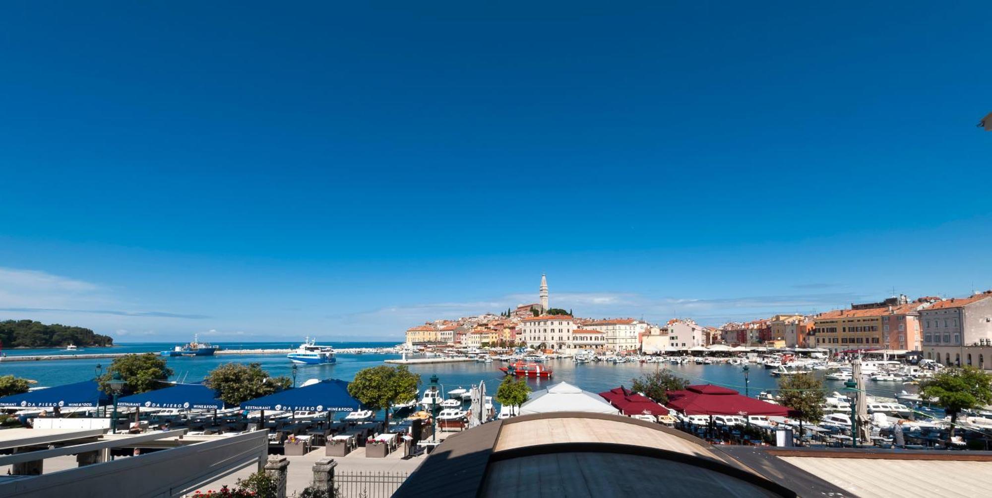Riva Blu Sea View Apartment Ровінь Екстер'єр фото